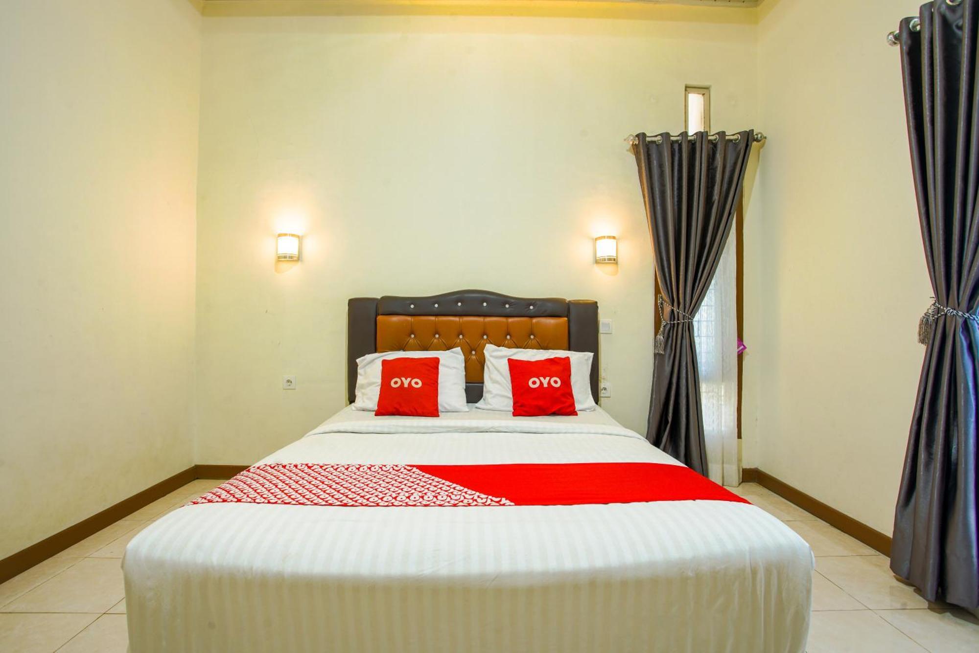 Capital O 90643 Suri Guest House Syariah Паданг Экстерьер фото